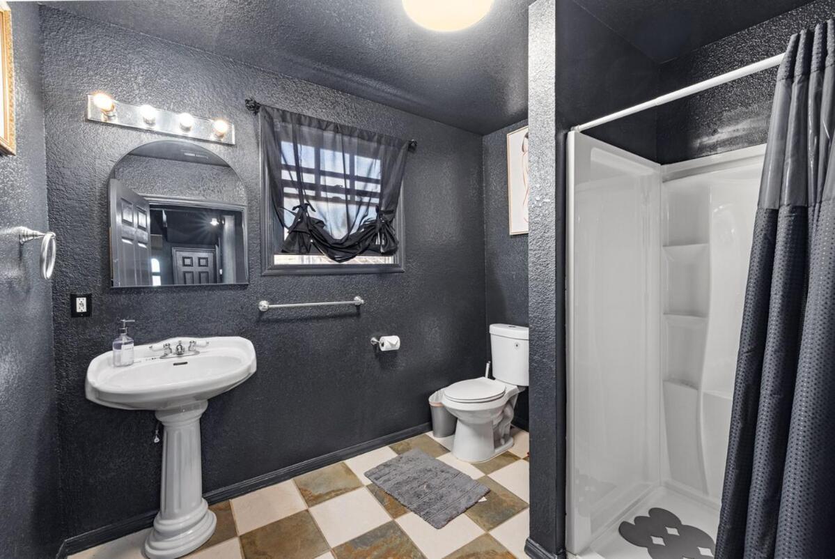 Cozy Queen Walk To Downtown & Balboa Park Homestay